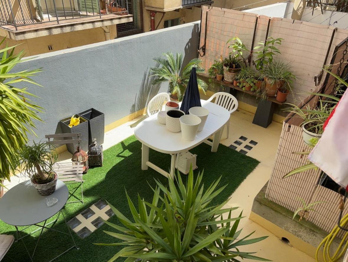 Near Port In A Shared Accommodatie bij particulieren